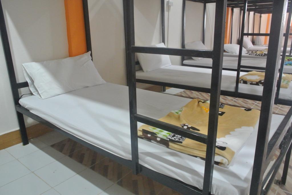 Orange Backpacker Hostel Vientiane Zimmer foto